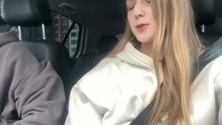 Жёсткий секс с развратной девушкой: смотреть онлайн