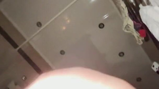 Горячее порно видео 18+ с развратной блондинкой