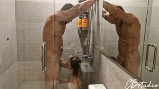 Секс в душе с Сандра Секс