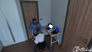 Порно видео с доминирующей боссшей