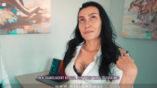 Горячее анальное порно видео с соблазнительной девушкой