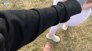 Дикий лесной секс — горячее порно видео с разрывом презерватива