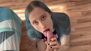 Страстный минет и горячий финал в ротик