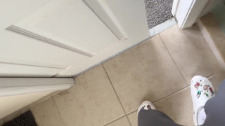 Порно ролик с красивой девушкой и жестким сексом