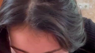 Страстный секс в разных позах: минет в спальне, туалете и жесткий трах