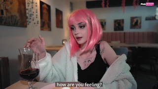 Страстное свидание с алкоголем — сперма стекает по киске