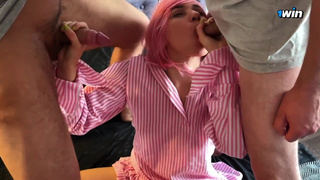 Смотреть онлайн секс в костюмах