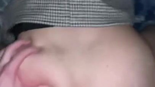 Кремпай жестко трахает в домашнем порно