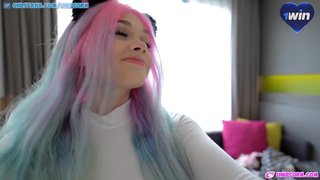 Страстный секс с развратной девушкой в эксклюзивном видео