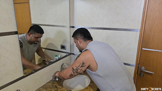 Смотреть онлайн - горячее видео с мачехой