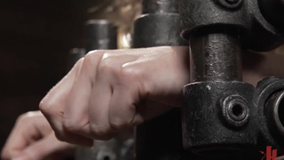 Жесткое доминирование: экстремальная порка и секс по моим правилам