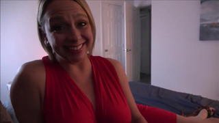 Реальное видео: трахнул мачеху - сочная милфа в горячем порно