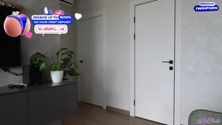 Смотреть онлайн: настоящий оргазм в жестком сексе