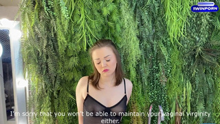 Секс-видео онлайн: целка и горячие сцены