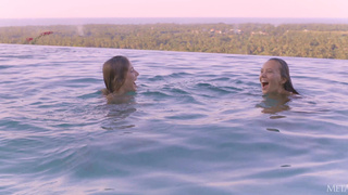 Секс видео с Danica Jewels - Смотреть онлайн в HD