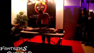 Salon Erotico De Barcelona 2013 - горячий массаж с эротическим финалом
