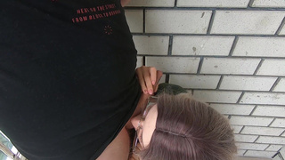 Реальное порно видео с кумшотом в рот