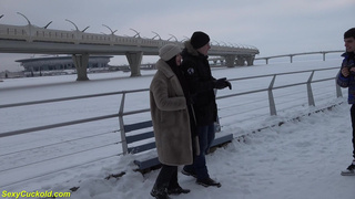 Парень подложил девушку под первого встречного – жесткое порно видео с развратной изменой