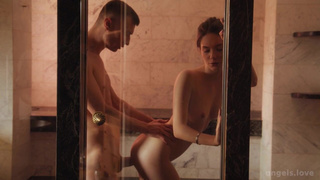 Возбуждающий миниатюрный тройничок – эксклюзивное секс видео для ценителей