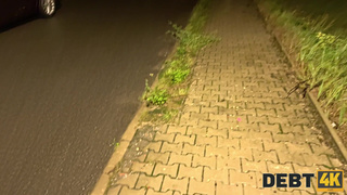 Порно онлайн: Una Fairy отдается за долги – жесткий секс и доминирование