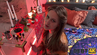 Порно онлайн: Una Fairy отдается за долги – жесткий секс и доминирование