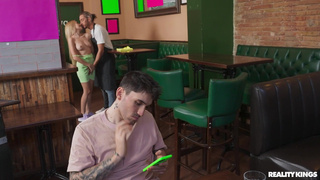 Горячее порно видео с изменой