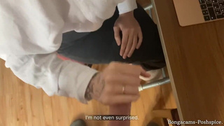 Кончил на лицо в домашнем сексе смотреть онлайн