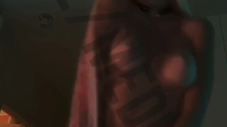 Порно видео онлайн: страстный секс с развратной красоткой