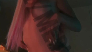 Порно видео онлайн: страстный секс с развратной красоткой