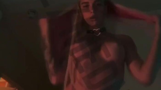 Порно видео онлайн: страстный секс с развратной красоткой