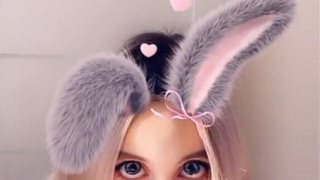 Секс видео с Энни Уокер в маске – страстный секс от первого лица