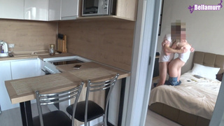 Жена в телефоне а муж трахает соседку смотреть онлайн