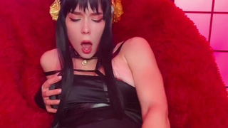 Йор в горячем секс-видео с глубокими пушками