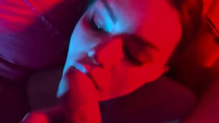 Глубокий оральный секс - экстремальное видео для взрослых