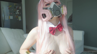 Эротика в противогазе – экстремальное порно видео