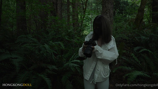 Смотреть онлайн лесное порно с естественной страстью