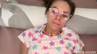 Вибратор в действии – смотреть онлайн горячее секс-видео