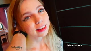 Сочный оральный секс с брызгами слюны