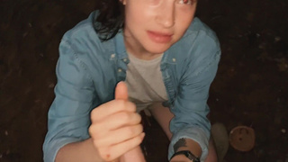 Горячее порно видео с минетисткой Olivia Moore