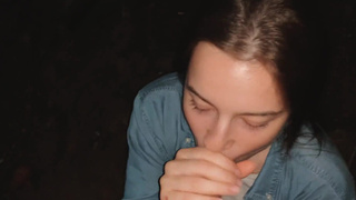 Горячее порно видео с минетисткой Olivia Moore