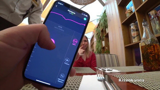 Оргазм в публичном месте – страстный секс на кухне