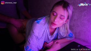 Порно видео с минетом отчиму - Секс видео с прерванной игрой в КС