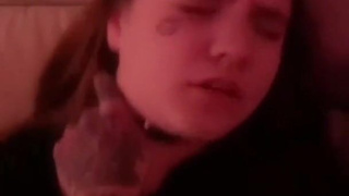 Порно видео со школьницей первый раз