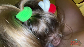 Отчим трахает падчерицу в волосатую киску