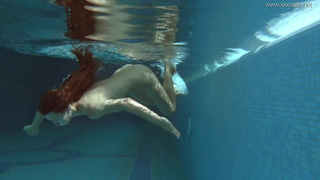 Ирина Русская обнаженная под водой – эксклюзивное порно