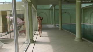 Секс с Ириной Руссака в воде – эксклюзивное видео