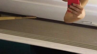 Смотри секс видео с развратной красоткой