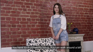 Наташа Нормалек в горячем соло видео 18+