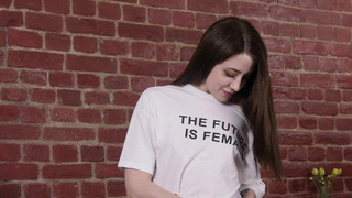 Наташа Нормалек в горячем соло видео 18+